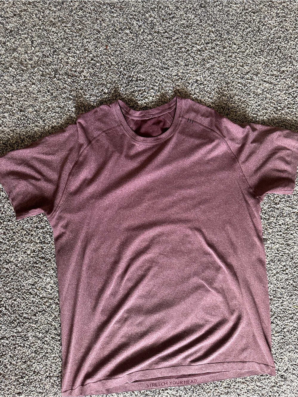 lululemon athletica Men's Short Sleeve Tee in maroon